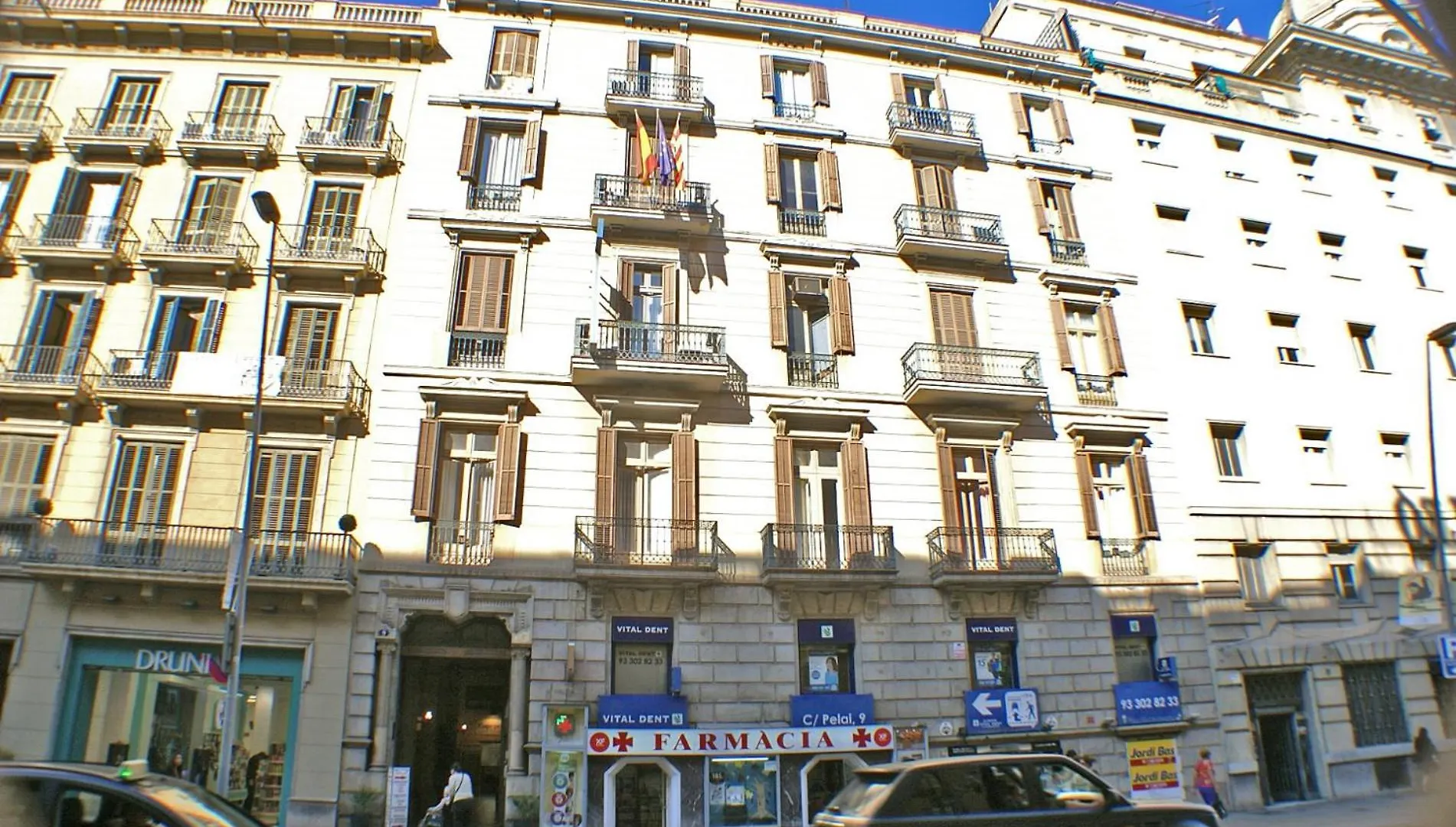 Апартаменты Flateli Pelayo H7 Барселона